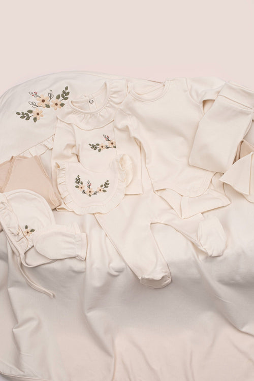 Flower Embroidered 10-piece set - Cream
