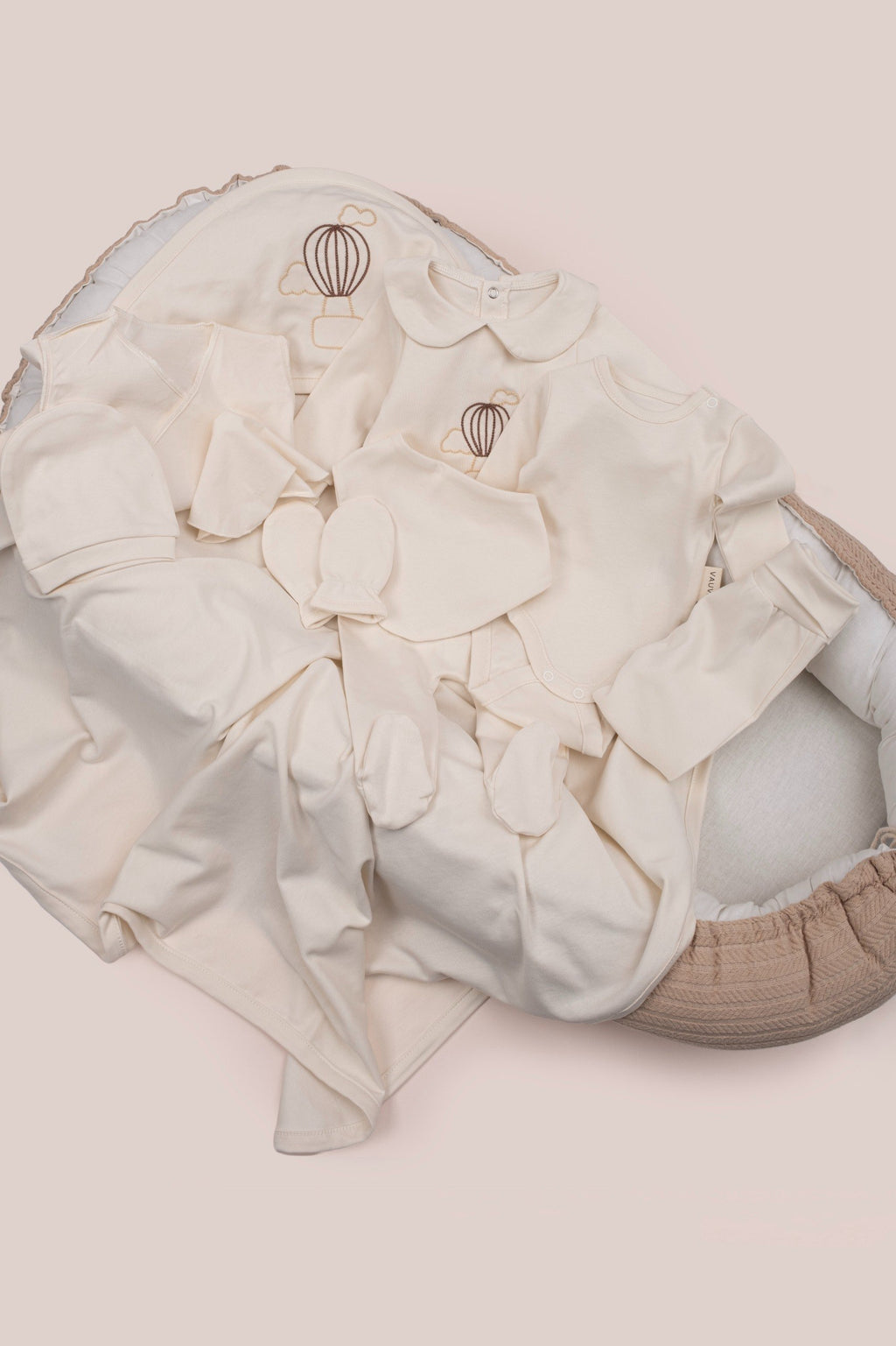 Hot Air Balloon Embroidery  10-piece set - Cream