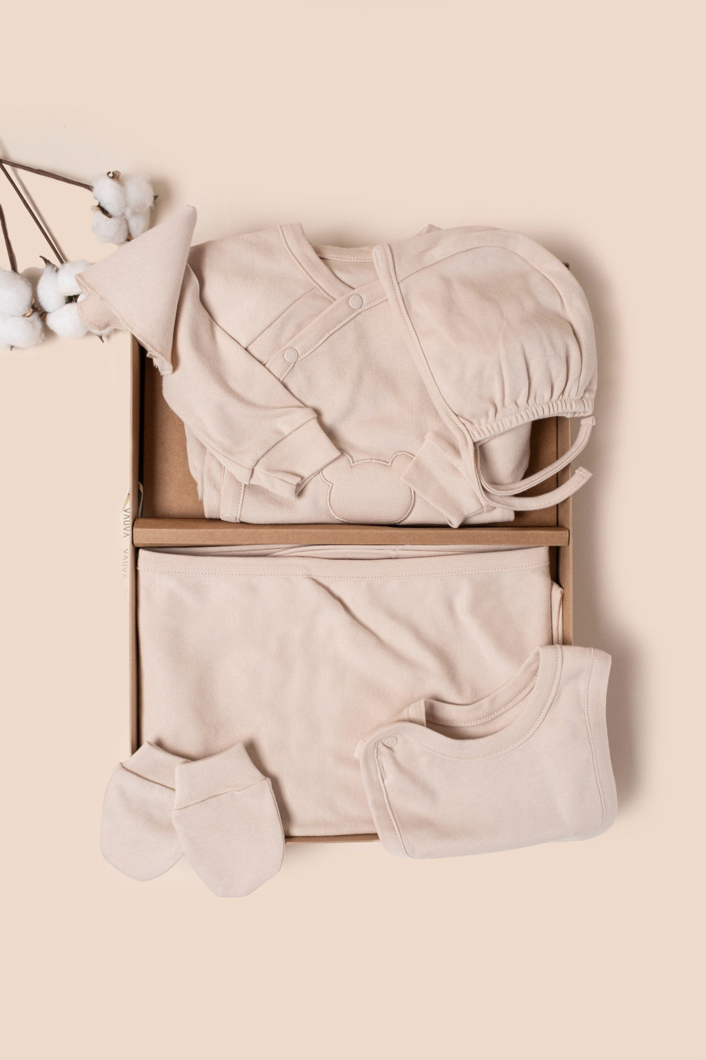 Bear 3D Embroidery Detailed Set - 9 Pieces